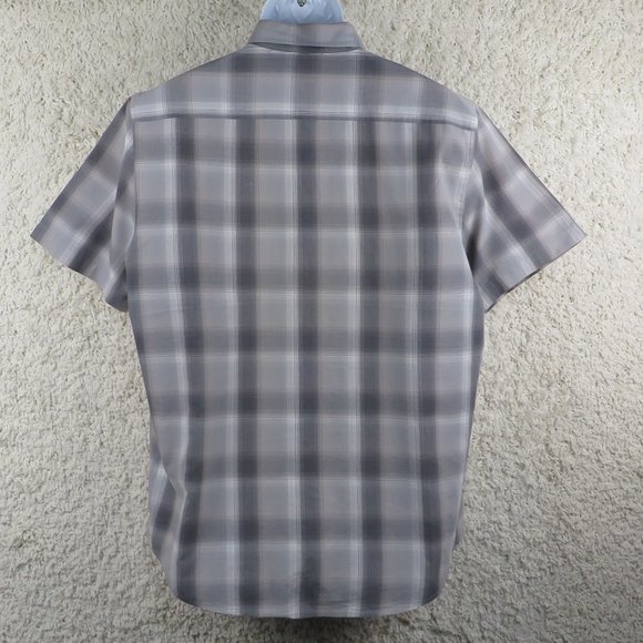 Calvin Klein Jeans* Men's Short Sleeve Button Down Curved Hem Pocket Shirt~Large - Picture 2 of 15